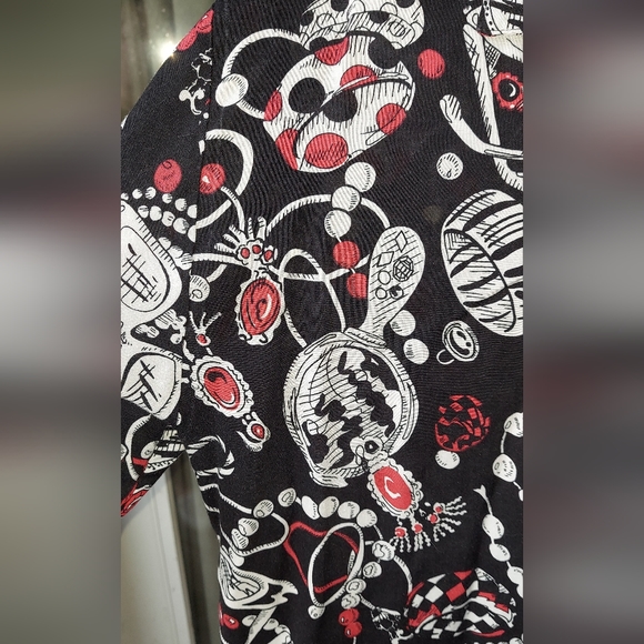 Womans Vintage Traffic Jam brand 90s Rap Music Culture Shirt Top in size Medium - Picture 2 of 8